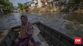 FOTO: Merekam Pudar Pesona Ciliwung