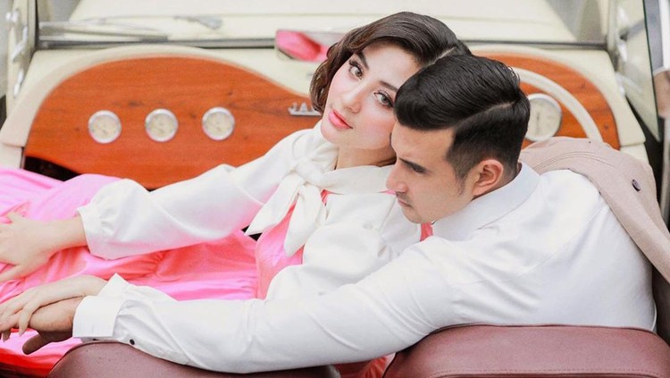 Prewedding Ali Syakieb dan Margin Wieheerm