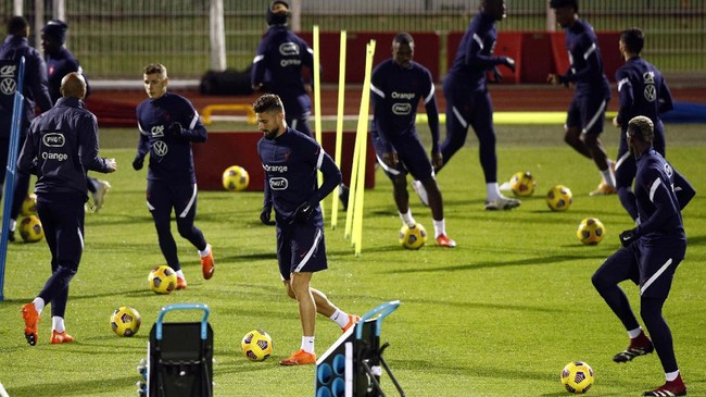 FOTO: Senyum Timnas Prancis Jelang Lawan Finlandia