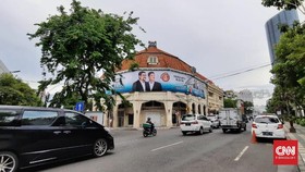 Pilkada Surabaya, Spanduk Machfud Terpasang di Cagar Budaya