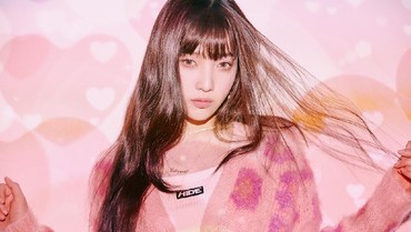 Video Cover Joy Red Velvet X Park Moon Chi 'Look At Me' Dirilis