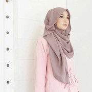 Anti Ribet, Ini 5 Model Pashmina Instan yang Modis dan Kekinian