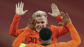 Skuad Belanda di Euro 2020: Van de Beek Tetap Dibawa