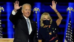 Gaun Hitam Rp80 Juta Istri Joe Biden Langsung Ludes di Pasaran