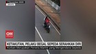 VIDEO: Ketakutan, Pelaku Begal Sepeda Serahkan Diri