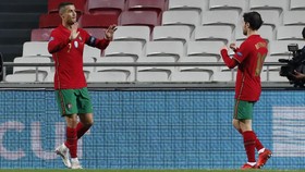Pencetak Rekor Gol Internasional Rela Dikalahkan Ronaldo