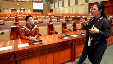 img-title Ajak Puan Maharani Kolaborasi, Boy William Tertarik Terjun ke Politik?