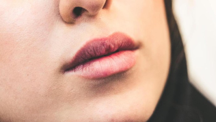 Rekomendasi Lipcare untuk Mengembalikan Warna Bibir yang Menggelap