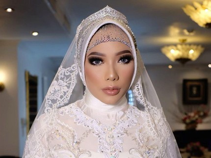 5 Potret Cantiknya Cucu Wapres Ma'Ruf Amin di Hari Pernikahan
