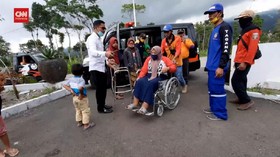 VIDEO: Evakuasi Warga Lereng Merapi Kembali Dilakukan