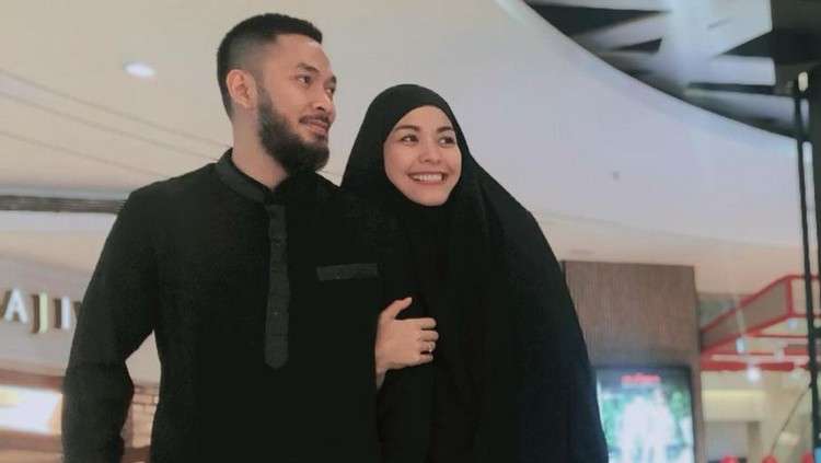 Uki Eks Noah dan Keluarga Uki Eks Noah dan Keluarga