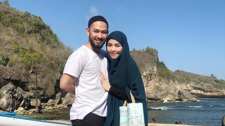 Uki Eks Noah dan Keluarga Uki Eks Noah dan Keluarga