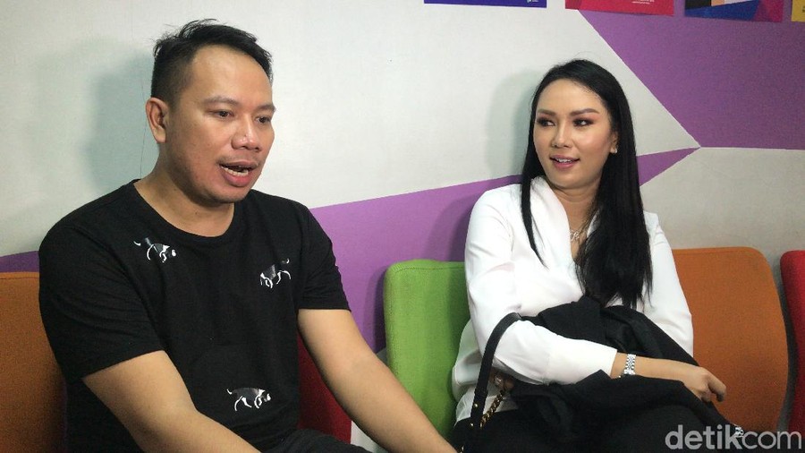 Vicky Prasetyo Vicky Prasetyo