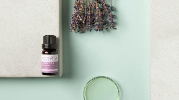 7 Rekomendasi Soothing Essential Oils untuk Relaksasi 7 Rekomendasi Soothing Essential Oils untuk Relaksasi