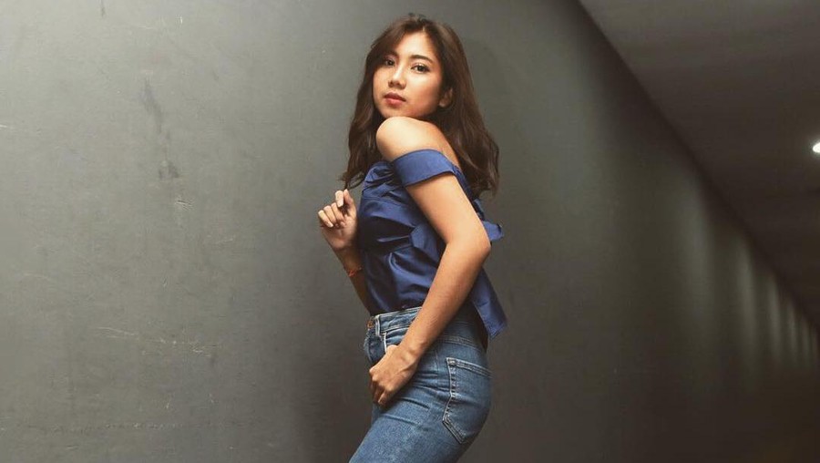 Aurel JKT48 yang Mempesona! Aurel JKT48 yang Mempesona!