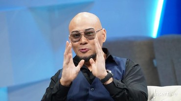 img-title Coki Pardede Bikin Deddy Corbuzier Kesal, Video Jalan di Atas Air Viral
