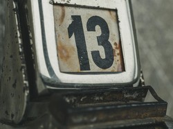 Sejarah Friday the 13th yang Dianggap Hari Sial dan Horor