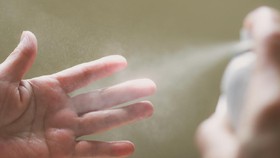Kata Dokter soal Semprot Disinfektan pada Tubuh