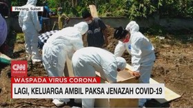 VIDEO: Keluarga Ambil Paksa Jenazah Covid-19 di Pinrang
