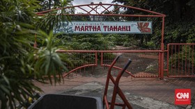FOTO: Lusuh Pesona Taman Martha Tiahahu