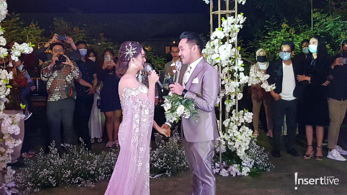 Mahar Mewah Pernikahan Jenita Janet dan Danu Sofwan