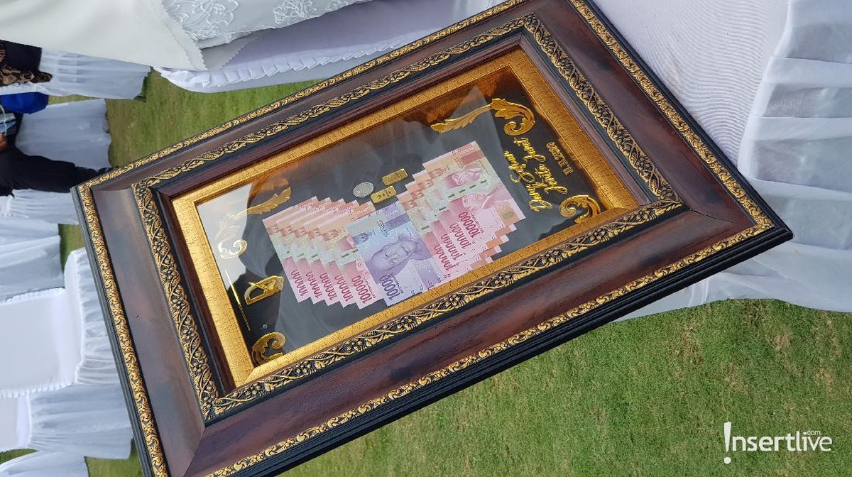 Mahar Mewah Pernikahan Jenita Janet dan Danu Sofwan