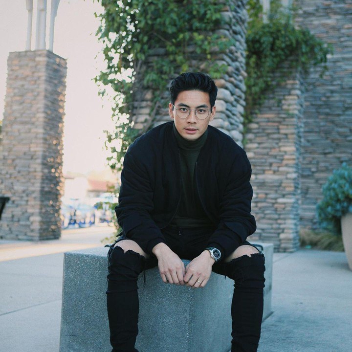 <p>Tak hanya itu, Yoshi Sudarso juga berperan dalam film Power Rangers lho, Bunda. (Foto: Instagram @yoshi_sudarso)</p>