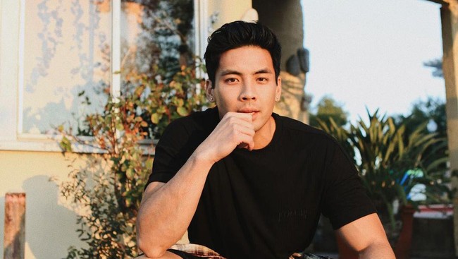 Sims uchun sexy kiyim