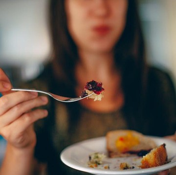 7 Makanan yang Wajib Dihindari Saat Diet, Bikin Badan Tambah Gemuk