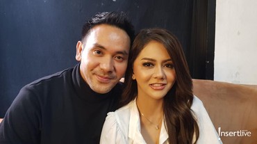 img-title Hampir 7 Tahun Program KB, Jenita Janet Kini Ngarep Punya Anak