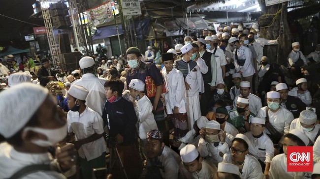 Ahli dari Universitas Trisakti menilai Rizieq Shihab tidak menghasut ketika mengundang orang hadir dalam acara keagamaan di Petamburan, Jakarta.