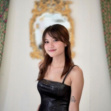 Mirriam Eka Calon Istri Julian Jacob Dulu Viral Dijodohkan dengan Ariel NOAH