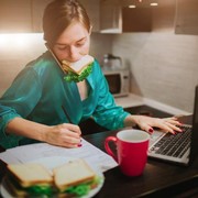Dampak Negatif dari Aktivitas Multitasking