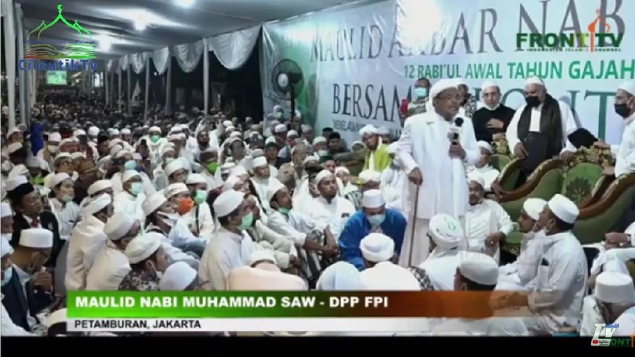 Habib Rizieq dalam acara Maulid Nabi di Petamburan, Sabtu (14/11) (YouTube FrontTV) Habib Rizieq dalam acara Maulid Nabi di Petamburan, Sabtu (14/11) (YouTube FrontTV)