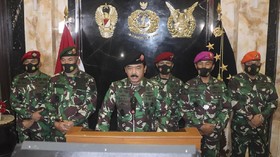 Panglima TNI Sidak Markas Pasukan Khusus, Teriak Komando