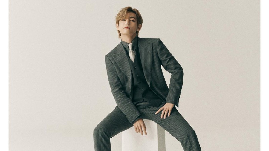 Pesona V BTS yang Gantengnya Selangit
