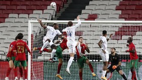 FOTO: Prancis Beri Pelajaran Pada Portugal