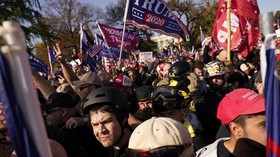 FOTO : Ribuan Pendukung Trump Demo Tolak Hasil Pemilu