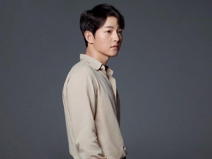 Song Joong Ki Tulis Surat Spesial, Beri Pengumuman Mengejutkan