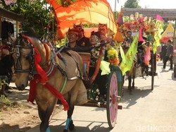 Tradisi Berkunjung ke Watudodol Rutin Dilakukan Warga Banyuwangi