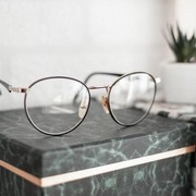 3 Tips Merawat Kacamata Agar Lebih Awet