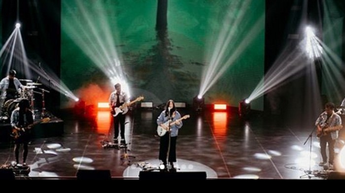 Adu Gaya Danilla dan Marion Jola di Panggung Synchronize Fest 2020