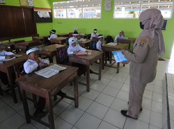 Sekolah Boleh Buka Mulai 2021: Kantin Tutup, Tak Ada Olahraga-Ekskul