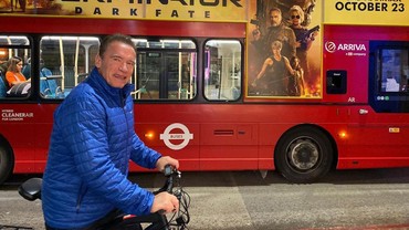 img-title Skandal Seks dengan ART, Arnold Schwarzenegger Tak Akui Anak Kandung
