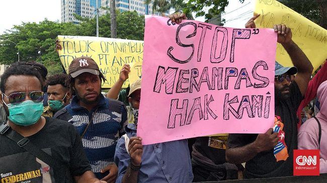 Polisi Tangkap Peserta Demo Tolak Otsus Papua Di Depan Dpr