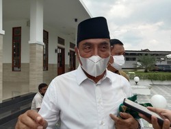 Gubsu Ngaku Bakal Sujud Jika RUU Larangan Minuman Beralkohol Disahkan