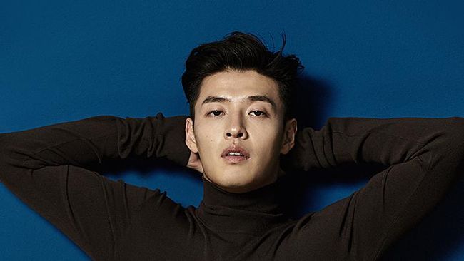 Rahasia Kang Ha Neul: Mengapa Aktor Idola Ini Lebih Suka Berkencan dengan Wanita Biasa?