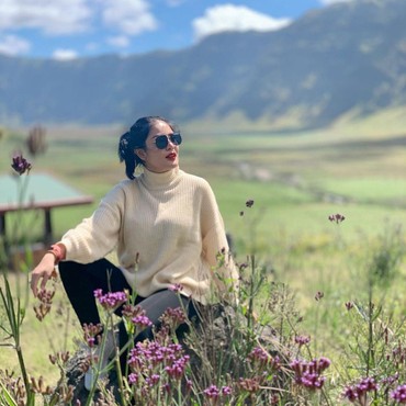 Tak Hadir Jadi Saksi di Kasus Suami, Kondisi Nindy Ayunda Disebut Menurun