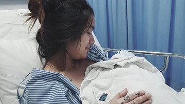 Arti nama bayi lai-laki Sheila Marcia