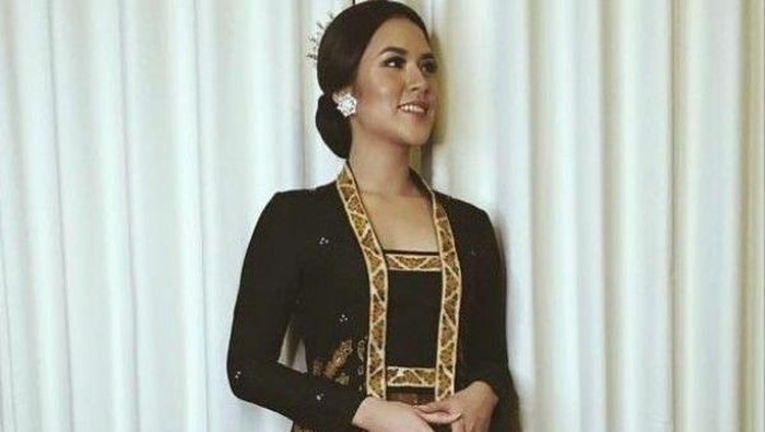 Tampak Anggun dan Menawan, Kenali 5 Ragam Model Kebaya di Indonesia